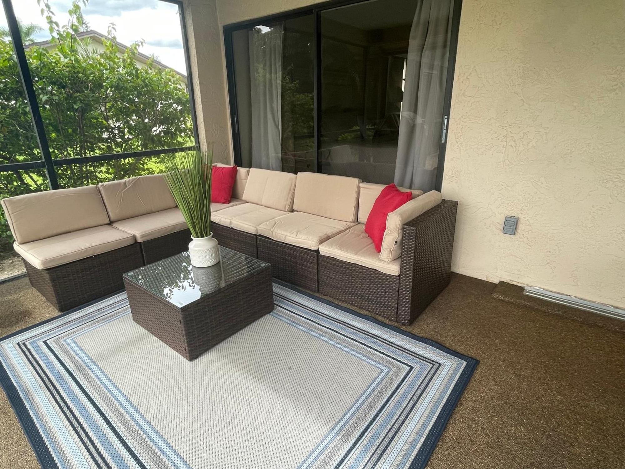 Pool Home With A New Sparkling Pool, Close To Beach, Lovely Lake View North Naples المظهر الخارجي الصورة
